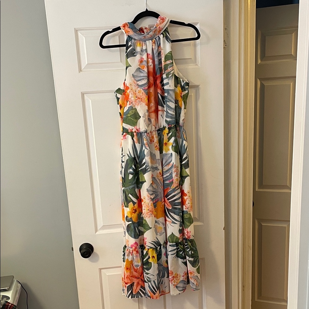 Tropical Floral Sleeveless Maxi Dress nwt